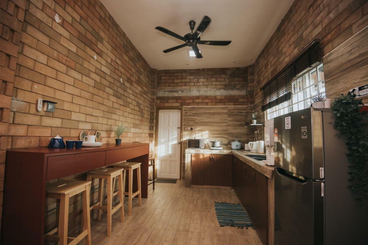 Ombak Deru Marang Exterior foto